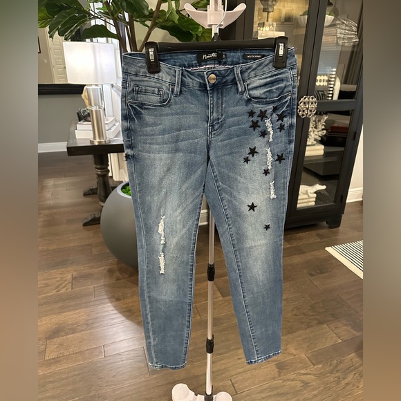 Nanette Lepore Nolita Skinny Embroidered Star Jeans NWOT - Picture 1 of 5